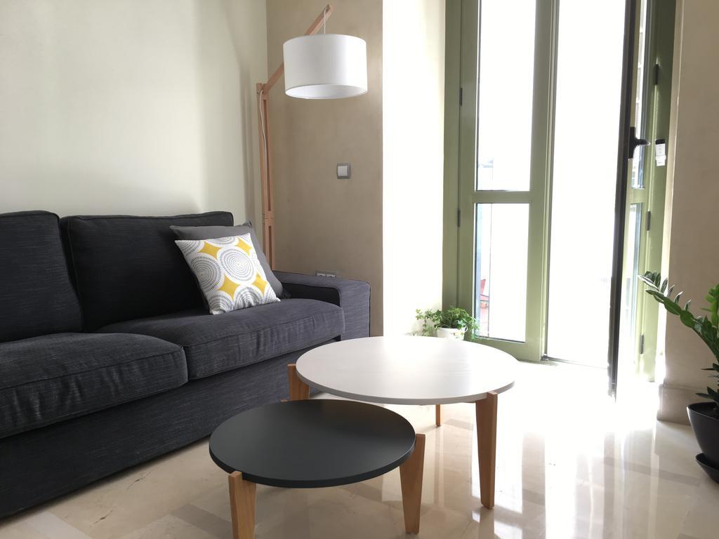 1E Azofaifo St Apartment Seville Ngoại thất bức ảnh