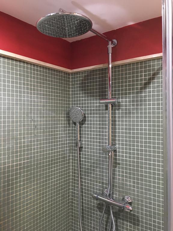 1E Azofaifo St Apartment Seville Ngoại thất bức ảnh