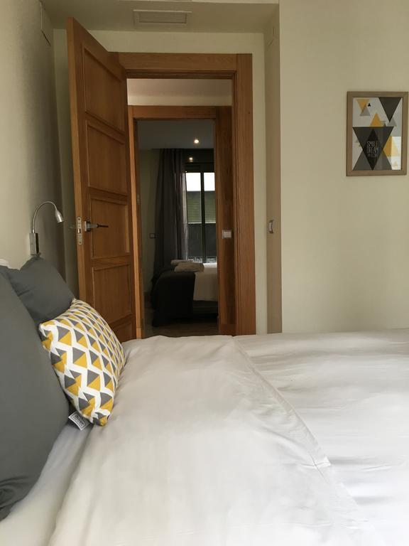 1E Azofaifo St Apartment Seville Ngoại thất bức ảnh