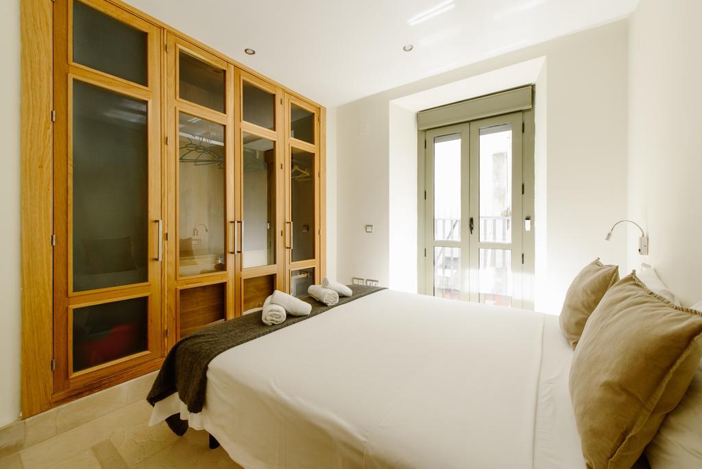 1E Azofaifo St Apartment Seville Ngoại thất bức ảnh