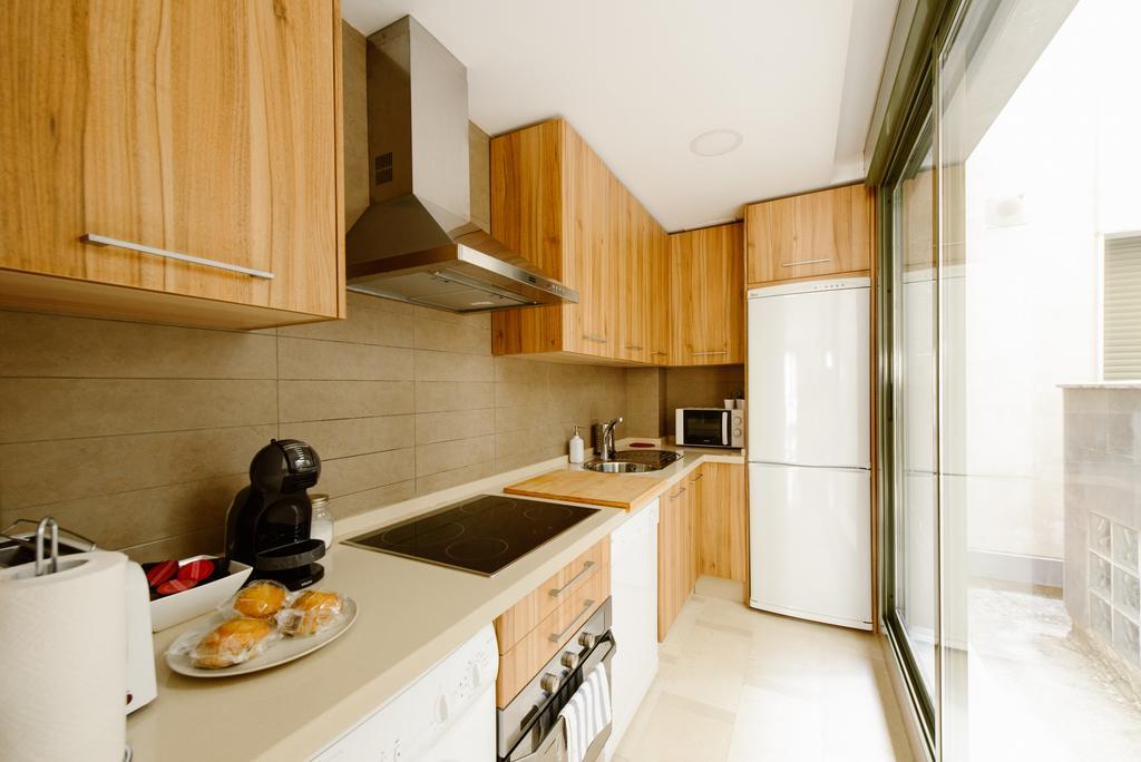 1E Azofaifo St Apartment Seville Ngoại thất bức ảnh