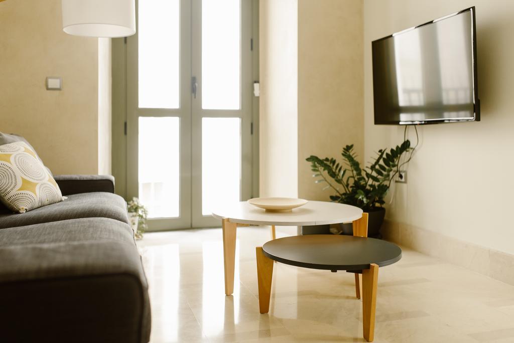 1E Azofaifo St Apartment Seville Ngoại thất bức ảnh