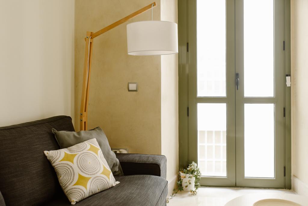 1E Azofaifo St Apartment Seville Ngoại thất bức ảnh