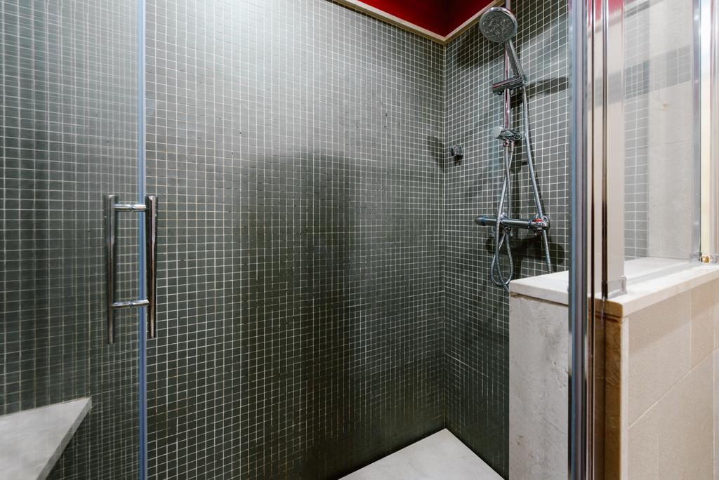 1E Azofaifo St Apartment Seville Ngoại thất bức ảnh